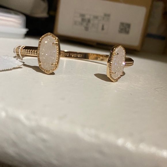 Kendra Scott Jewelry - NWT Kendra Scott bracelet!